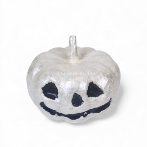 Citrouille décorative en laque faite à la main avec incrustation d'œufs, sculpture d'Halloween - Product Image 1