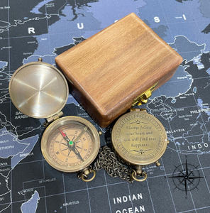 Nuevo poema de latón Brújula Náutica de latón en caja de madera Hecho a mano apuntando promoción regalo corporativo personalizado - Product Image 3