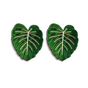 Custom Made Eco-Friendly Iron-On Embroidered Patch Leaf Design Sew-On Patches for Clothing Woven Fabric Logo Decoration - Product Image 1
