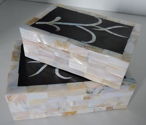 Black & White Resin <b>Floral</b> Design Wood & Resin Handmade Gift Type Jewelry <b>Box</b> Jewelry Packaging Wood Jewelri <b>Box</b> - Product Image 4