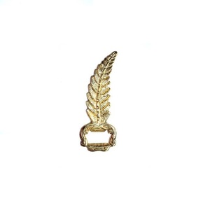 Ouvre-bouteille en laiton en forme d'ananas, tendance, ouvre-bouteille en métal moderne personnalisé, fournisseurs inde - Product Image 5