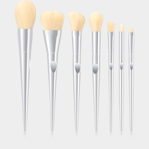 Professionnel <span class=keywords><strong>7</strong></span> pièces argent poudre Blush maquillage <span class=keywords><strong>pinceau</strong></span> ensemble cosmétique haute qualité maquillage beauté outil - Product Image 1