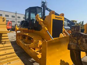 Bulldozer Shantui SD 22 d'occasion en excellent état, stock populaire avec composants essentiels du moteur, prix compétitif pour engins de terrassement - Product Image 4