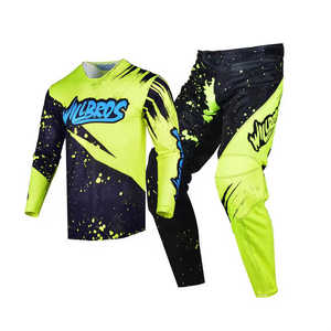 Vêtements de course en deux pièces Combinaison de moto personnalisée OEM légère et durable pour les événements sur piste ou les cyclistes occasionnels - Product Image 4