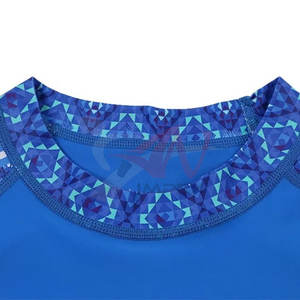 เสื้อแรชการ์ดแขนยาวทรงสปอร์ตสำหรับผู้ชาย เนื้อผ้านุ่ม สวมใส่สบาย เหมาะสำหรับเล่นกีฬา - Product Image 6