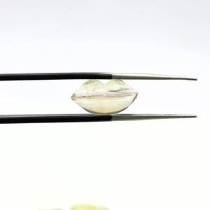Hermosas cuentas naturales con forma de labios de fluorita múltiple-Encantos de piedras preciosas de labios tallados a mano de 14x8mm - Product Image 4