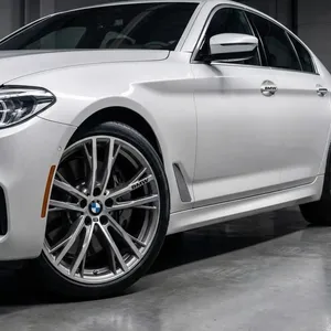 Ensemble d'autocollants pour logo BMW, 10 pièces, autocollants anti-rayures pour porte de voiture, fenêtre et carrosserie, matériau ABS et film, design de poignée de porte et de roue - Product Image 3