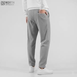 Venta al por mayor Pantalones de chándal de algodón y poliéster Tela de terciopelo Hombres Pantalones casuales Oem Joggers para hombres Pantalones Jogger para hombres - Product Image 6