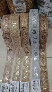 Rubans brodés à la machine sur mesure en petits motifs de paillettes florales et en cinq couleurs pour les robes de 2.5 pouces de largeur - Product Image 2