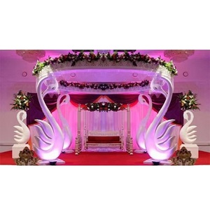 Mariage Afrique du Sud Pilier du cygne Mandap Mariage impérial Pilier du cygne blanc Mandap Dallas Mariage impérial White Swan Mandap - Product Image 1