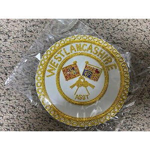 Ensemble de tablier en cuir pour robe et déshabillage provincial - Product Image 5