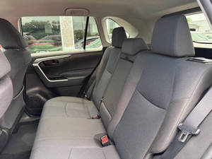Usado 2022 T * oyota RAV4 LE - Product Image 5