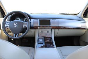 Jaguar XF Premium Luxury d'occasion 2009 - Product Image 4