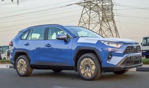 Autos recién usados RAV 4 Hybrid y RAV 4 Hybrid FWD Bastante usados con asientos de cuero con volante a la izquierda - Product Image 2