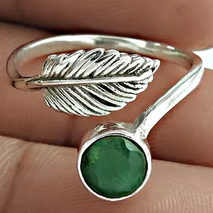 Anello da donna aperto con smeraldo in argento Sterling 925 personalizzato, gioielli in argento fatti a mano, anelli fini, fornitore all'ingrosso