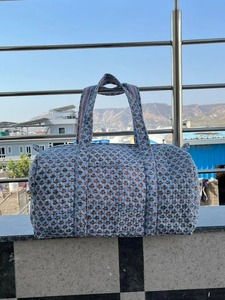 Quilted Duffle <b>Bag</b> Sport Weekender Styles Made of Cotton with Zipper Closure Directly Manufactured Quilted Duffle <b>Bag</b> Cotton <b>bag</b> - Product Image 5