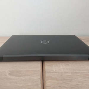 E7280 Venta de fábrica Vendedor caliente Computadora 256G Capacidad de disco duro Computadora de personal médico - Product Image 2