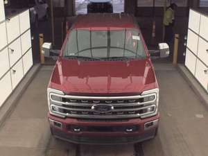 Nuevo en 2023 para Camioneta F-250 Super Duty, Automática, Turbo, Interior Oscuro, Volante a la Izquierda, Portaequipajes Metálico, Cámara Trasera, en Venta - Product Image 2