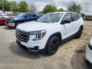 GM C Terrain AT4 2023 Usado en Buen Estado - Product Image 2