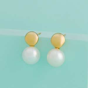 Boucles d'oreilles clous classiques tendance 193027, motif boule religieuse, en alliage de cuivre orné de zircon, diamant, perle et ambre, idéales pour cadeau de fête - Product Image 1