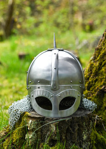Casque Viking Fait Main en Métal, Coiffe de Style Nordique Classique pour Collection, Décoration de Musée, Spectacles Théâtraux, Vente en Gros - Product Image 2
