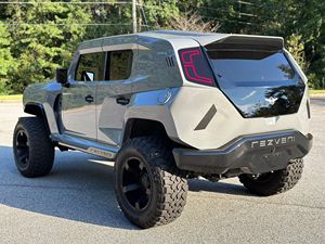 Réservoir Rez v a ni d'occasion en parfait état, modèle 2022 - Product Image 2