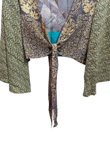 Tops courts en soie douce Chemisier à manches cloche en soie, veste courte à enveloppement floral Paisley, cadeau pour son haut court indien, - Product Image 4