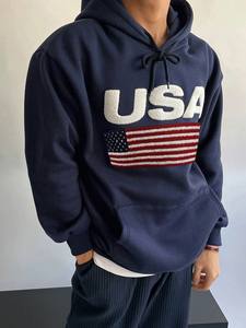 Sweat à capuche personnalisé pour hommes avec drapeau américain, broderie de lettres, doublure thermique d'automne, col à capuche style rue, sérigraphie numérique - Product Image 2