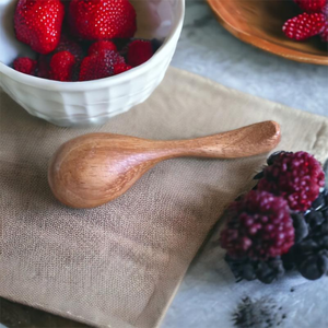 Vente en gros au Vietnam Artisanat et Cuillère en bois naturel Plateau en bois au design unique Plaque en bois avec logo laser fabriqué en Eco2go - Product Image 6