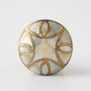 Derniers boutons d'armoire en laiton doré pour tiroir en nacre Matériel de chambre à coucher Boutons et poignée de vadrouille par lametierartz - Product Image 6