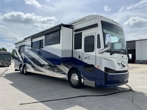 VENTES AUX ENCHÈRES PARFAITES POUR DES VÉHICULES NEUFS ET D'OCCASION : Nouveau Bus Tiffin Allégro 45OPP 2027, VRs et CAMPERS PRÊTS À ÊTRE EXPÉDIÉS - Product Image 3