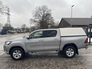 Nouveau Toyota Hilux 2.4 Double Cab Comfort 4x4 2019, boîte de vitesses manuelle - Product Image 5