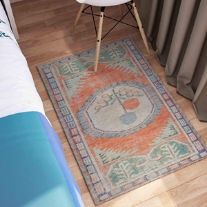 Tapis à motifs floraux bohèmes, tapis imprimé au style délavé, minimaliste, antique, avec poils doux - Product Image 5