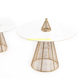 Juego de dos soportes modernos para pasteles hechos a mano con base de alambre plateado en espiral, bandejas blancas para servir con adorno decorativo para herramienta de pasteles - Product Image 4