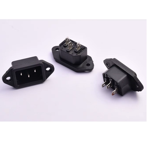 Conector Macho C14 Eficiente, Alta Calidad y Rendimiento Confiable para Aplicaciones Electrónicas - Product Image 5