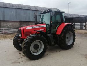 Tracteur à roues Massey Ferguson d'occasion, modèle 6480, 4 roues motrices, boîte de vitesses, moteur 6 cylindres, 157 CV, haute productivité - Product Image 3