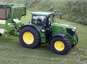 2024 John Deere รถแทรคเตอร์5067E ล้อสำหรับอุตสาหกรรมฟาร์ม - Product Image 4
