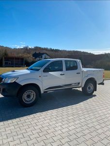 2017 pour Toyota HiLux Double Cabine Boîte De Vitesses Manuelle Sièges En Cuir Foncé AWD Drive Barre De Toit En Alliage D'aluminium Carburant Diesel R16 Pneu Utilisé - Product Image 6