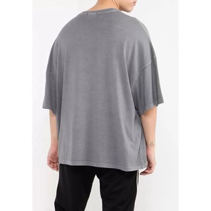 เสื้อยืดเปล่าคุณภาพสูงสำหรับผู้ชาย ผ้าฝ้าย 100% คอกลม เนื้อผ้านุ่ม แขนสั้น รับสั่งพิมพ์ลายตามแบบ OEM ODM ผู้ผลิตขายส่ง - Product Image 3