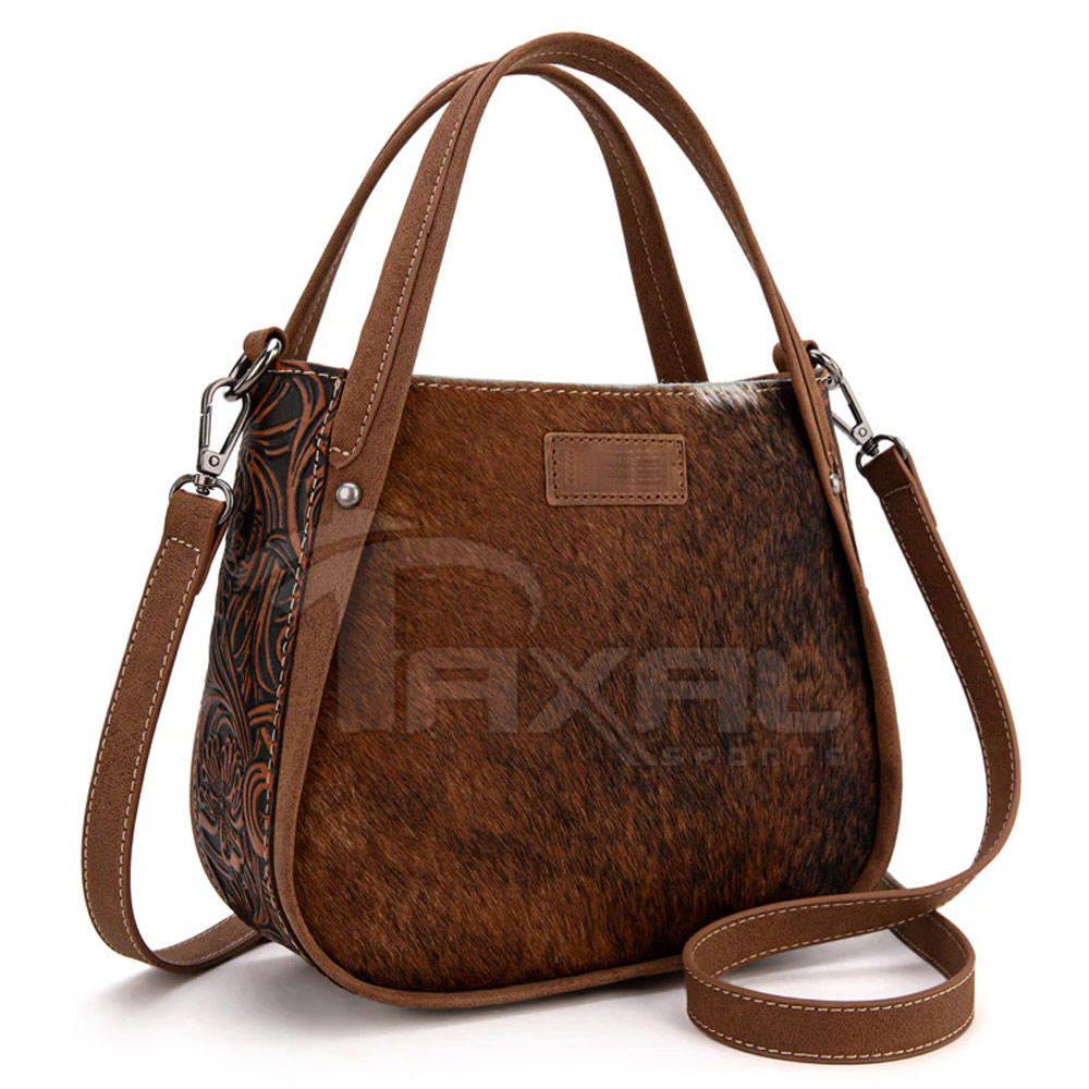 สีน้ำตาล