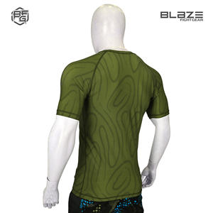 ตัวป้องกันผดผื่นแขนสั้นผ้าโพลีเอสเตอร์ผ้าสแปนเด็กซ์แบบต่อสู้ (BJJ) ขายส่งโลโก้ตามสั่ง - Product Image 3