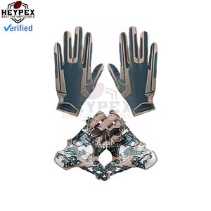 Paquete de paquete de uniformes de fútbol americano exclusivo, bolsas de lona totalmente personalizadas, uniformes 7v7, guantes, chándales, jugador de equipo - Product Image 2