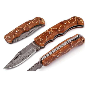Cuchillo de bolsillo plegable de acero de Damasco profesional hecho a mano personalizado con Funda de cuero y mango de madera - Product Image 1