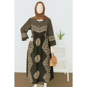 Abaya musulmane pour femmes en rayonne de qualité supérieure, robe traditionnelle indonésienne par Chrysanta - Product Image 2
