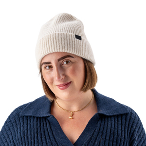 Gorros de Punto Jacquard Personalizados con Patrón de Lazos, Gorros de Mohair con Puño y Logotipo Personalizado, Gorros de Invierno Unisex para Clima Frío - Product Image 2
