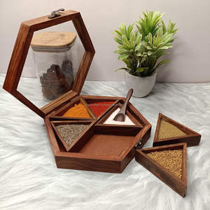 Bandeja Masala de madera hecha a mano, perfectamente diseñada para una presentación y almacenamiento elegantes de Humran Export - Product Image 1