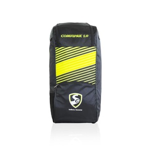 Premium Kit Bag Duffle-El compañero definitivo para los atletas Kit ligero Bag Duffle - Travel-Ready con amplio almacenamiento - Product Image 1