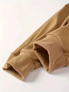 Survêtement pour garçons Haut à capuche en polaire contrastée avec bas de camouflage uni Ensemble de vêtements de jogging et de sport - Product Image 4