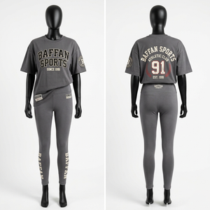 ชุดเสื้อยืดและเลกกิ้งผ้าคอตตอนผสมโพลีเอสเตอร์พรีเมียม 180 GSM สีเทา เนื้อผ้านุ่ม ระบายอากาศได้ดี พิมพ์ลายโลโก้ ชุดสำหรับผู้หญิง - Product Image 5