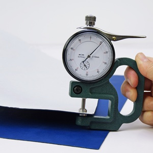 Nuevas Láminas de Cuero Sintético de Fibra de Carbono en Colores Populares, Aptas para Láser, Venta al por Mayor, Solo Cuero Sintético con Adhesivo Termoactivado - Product Image 5